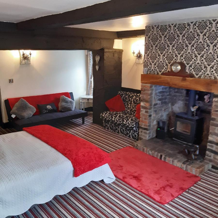 斯凯格内斯The Saracens Head Old Lounge公寓 外观 照片