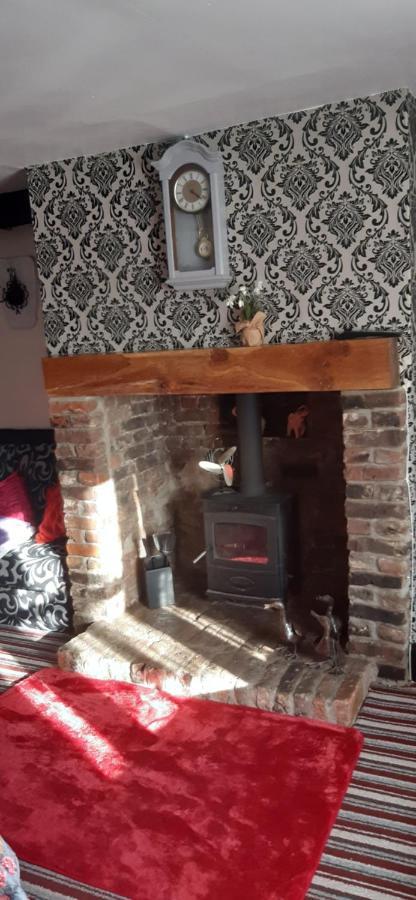 斯凯格内斯The Saracens Head Old Lounge公寓 外观 照片